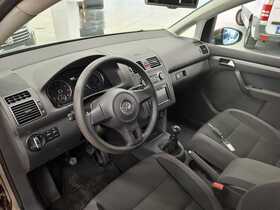 Volkswagen Touran vaihtoauto