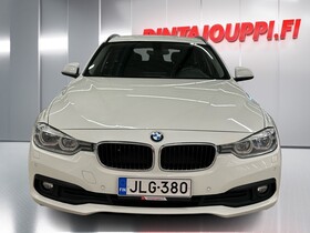 BMW 320 vaihtoauto