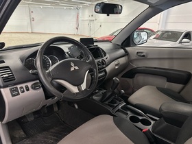 Mitsubishi L200 vaihtoauto