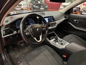 BMW 330 vaihtoauto