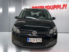Volkswagen Touran vaihtoauto