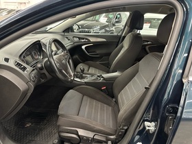 Opel Insignia vaihtoauto