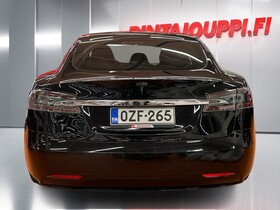 Tesla Model S vaihtoauto