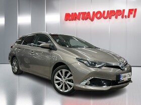 Toyota Auris vaihtoauto