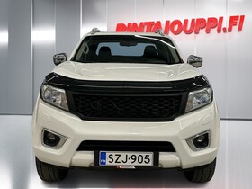 Nissan Navara vaihtoauto