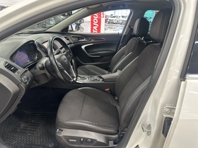 Opel Insignia vaihtoauto