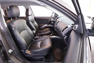 Mitsubishi Outlander vaihtoauto