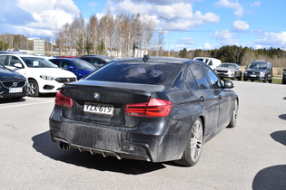 BMW 330 vaihtoauto