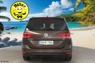 Volkswagen Touran vaihtoauto