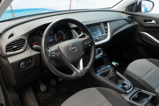 Opel Grandland X vaihtoauto