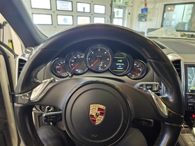 Porsche Cayenne vaihtoauto