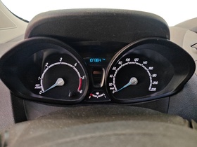 Ford Transit Courier vaihtoauto