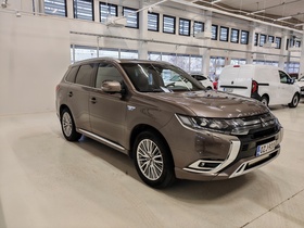 Mitsubishi Outlander PHEV vaihtoauto