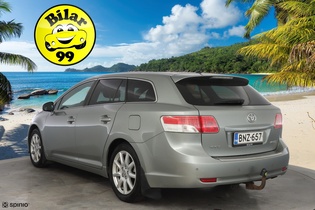 Toyota Avensis vaihtoauto