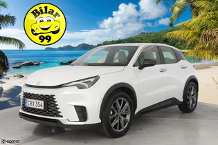 Lexus LBX vaihtoauto