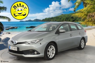 Toyota Auris vaihtoauto