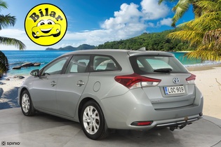 Toyota Auris vaihtoauto
