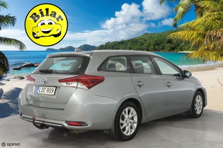 Toyota Auris vaihtoauto