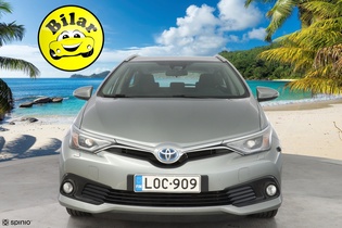 Toyota Auris vaihtoauto