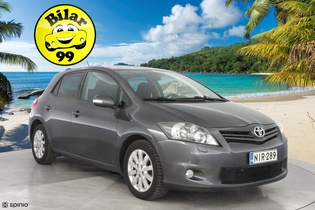 Toyota Auris vaihtoauto