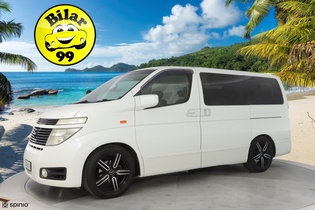 Nissan Elgrand vaihtoauto