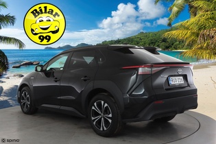 Toyota bZ4X vaihtoauto