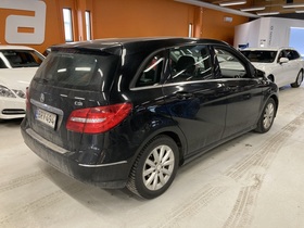 Mercedes-Benz B vaihtoauto
