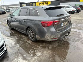 Toyota Avensis vaihtoauto