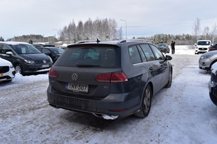 Volkswagen Golf vaihtoauto