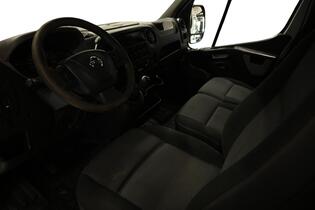 Nissan NV400 vaihtoauto