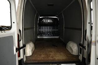 Nissan NV400 vaihtoauto