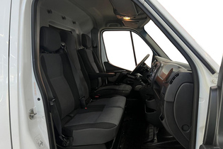 Nissan NV400 vaihtoauto