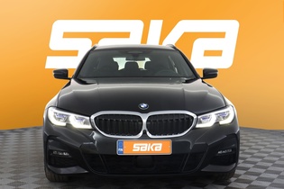BMW 330 vaihtoauto