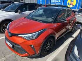 Toyota C-HR vaihtoauto