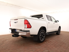 Toyota Hilux vaihtoauto