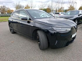 BMW iX vaihtoauto
