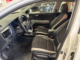 Kia Stonic vaihtoauto