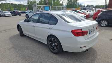 BMW 320 vaihtoauto