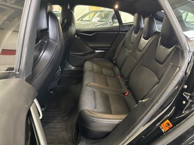 Tesla Model S vaihtoauto