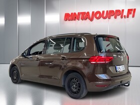 Volkswagen Touran vaihtoauto