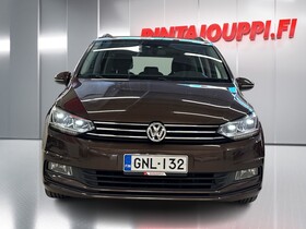 Volkswagen Touran vaihtoauto
