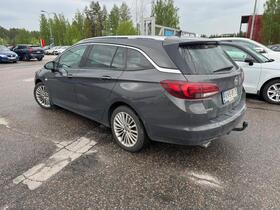 Opel Astra vaihtoauto