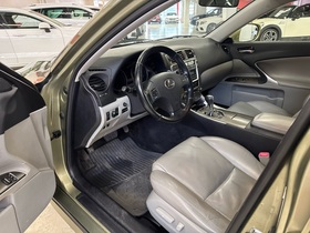 Lexus IS vaihtoauto