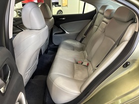 Lexus IS vaihtoauto
