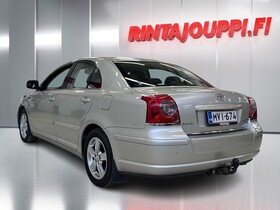 Toyota Avensis vaihtoauto