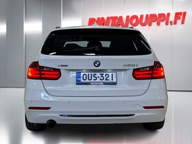 BMW 320 vaihtoauto