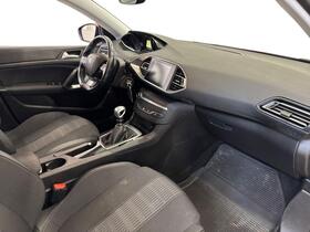 Peugeot 308 vaihtoauto