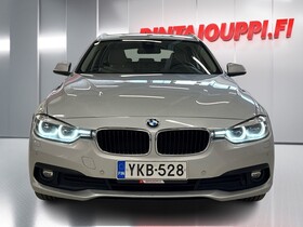 BMW 320 vaihtoauto