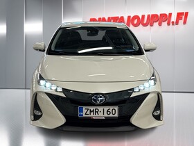Toyota Prius Plug-in vaihtoauto