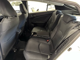 Toyota Prius Plug-in vaihtoauto